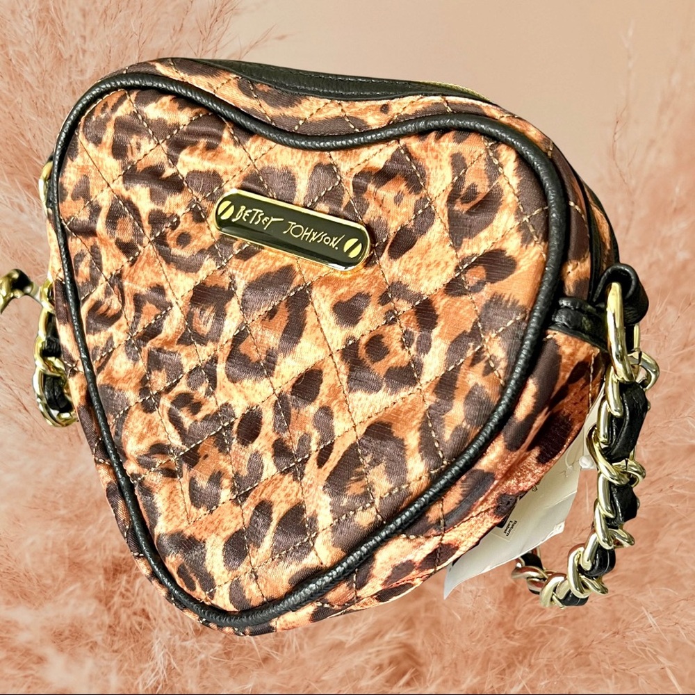 Sweet NWT Betsey Johnson Heart Shape Leopard  Crossbody